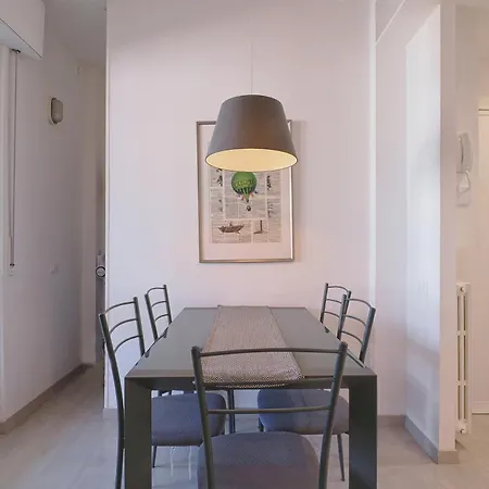 Apartament Mila Venosa Mediolan